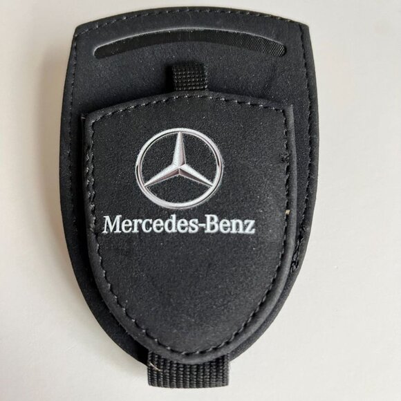 1 Pc. Mercedes-Benz/Ford Car Sunglasses Holder with Card Slot (see more photo) - Picture 1 of 3